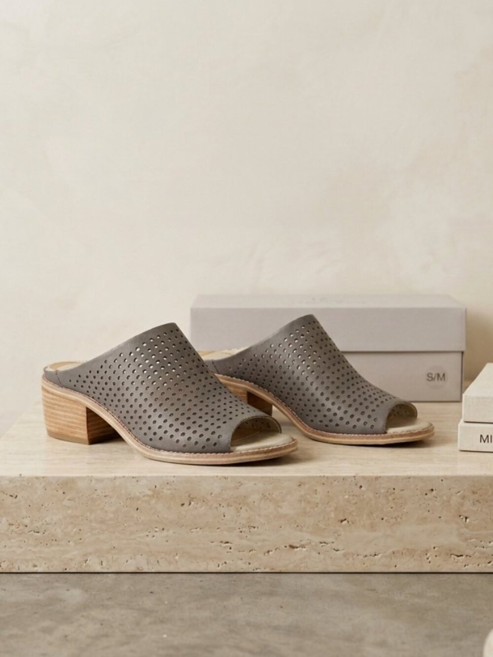 Dolce Vita Wales Mule Open Toe Sandal, in Gray Size 7